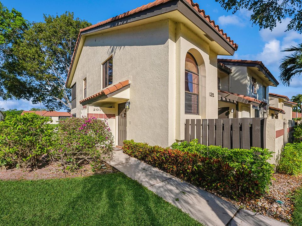 1st image of 10439 S Circle Lake Drive #201