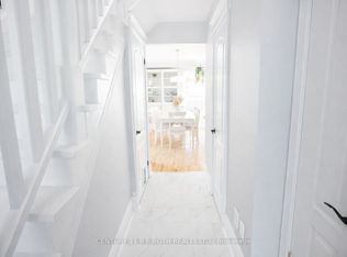 9 Laidlaw Dr N, Barrie, ON L4N 7S1