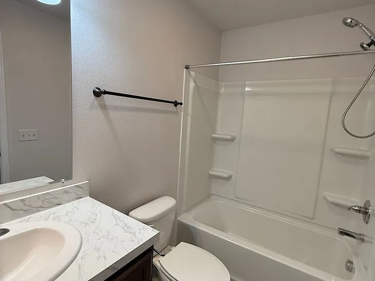 1733 N Nina Cir — Photo 17