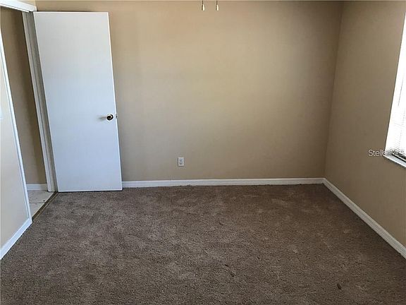 5th image of 10107 Tallwood Ct