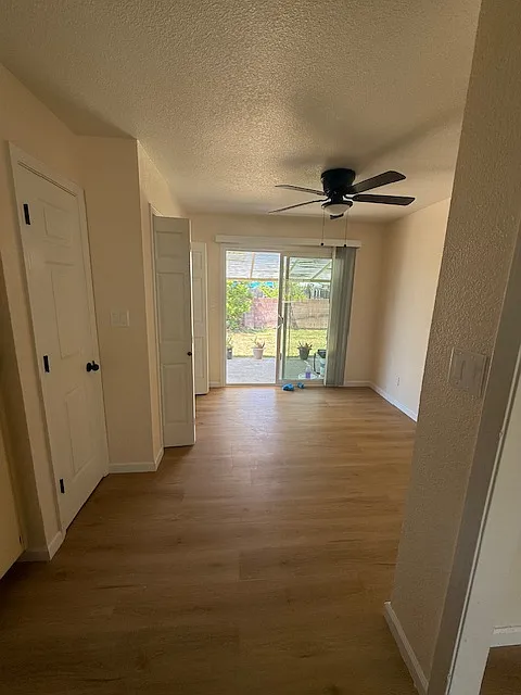 Dining area - 4491 25th Ave #4491