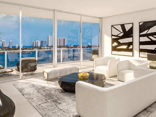 220 Lake Shore Dr, Lake Park, FL