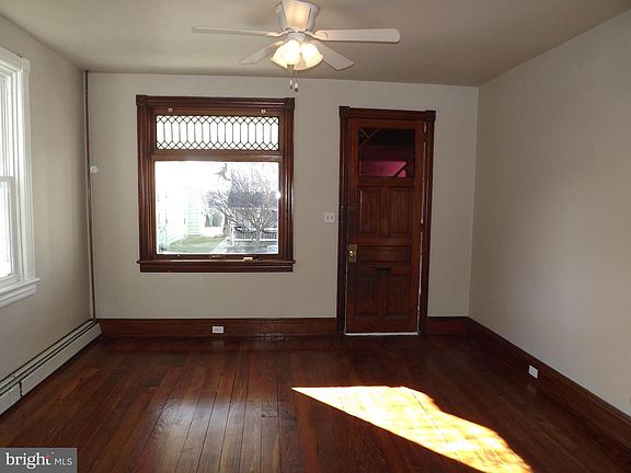 3rd image of 913 Lincoln Ave