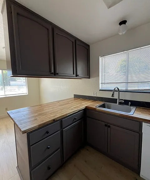 6420 Nacimiento Ave #5 — Photo 5