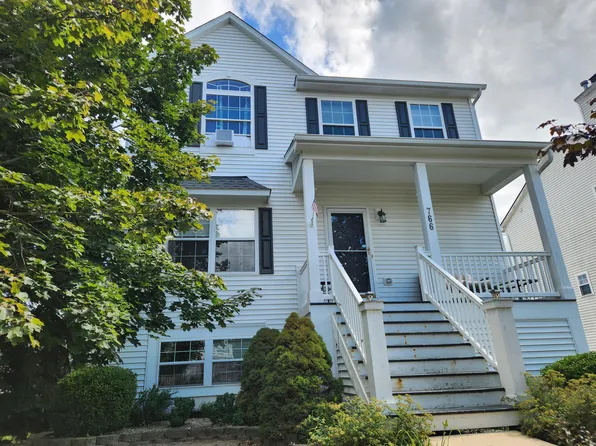 766 Jefferson Ln, Milan, MI 48160