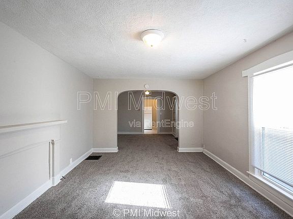 3rd image of 1214 W 25th St