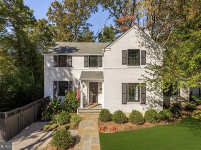 5106 Brookview Dr, Bethesda, MD, 20816