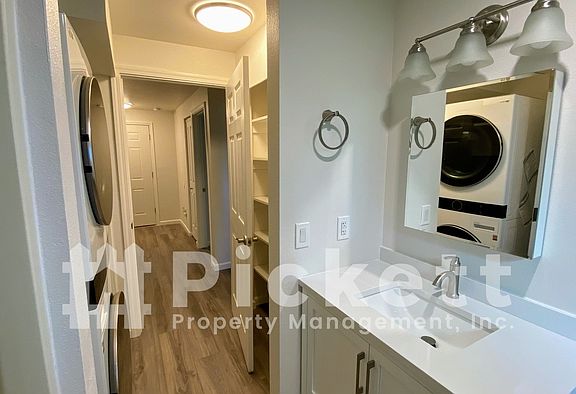 2nd image of 629 Adele Ave