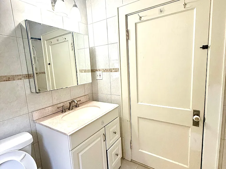 22 Lincoln Ave #2 — Photo 24
