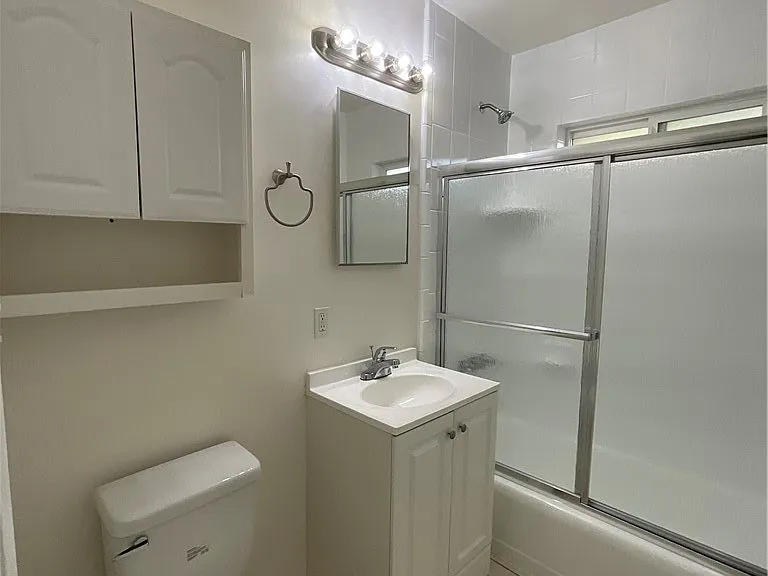 8644 Watson St — Photo 25
