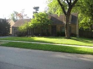 2315 W 79th Ter, Prairie Village, KS 66208