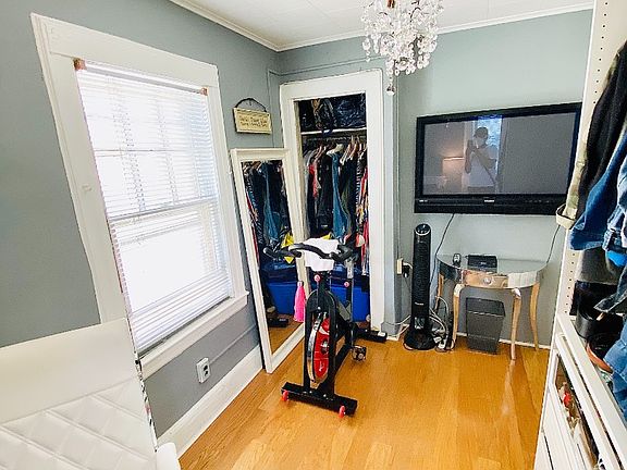 5th image of 1530 E 51st St #7848/54