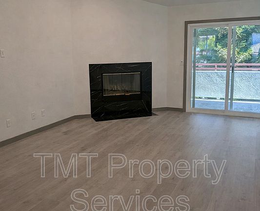 2nd image of 7330 Stratford Pl Unit 706