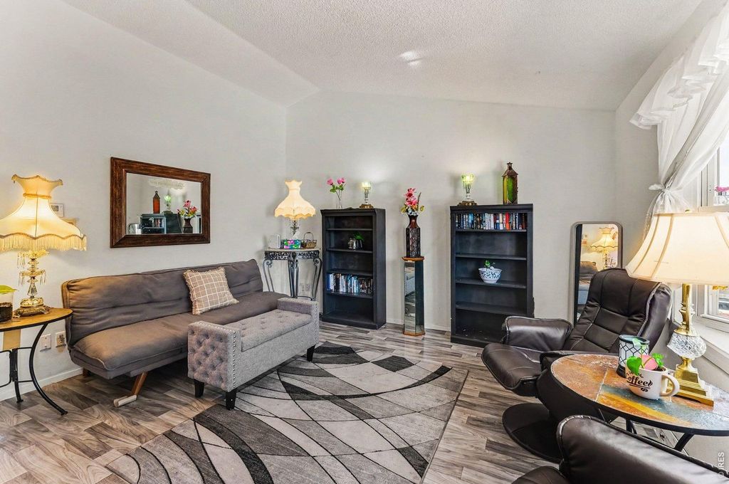 8337 Medicine Bow Cir
