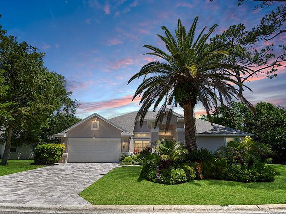 2nd image of 6 Egret Crest Ln