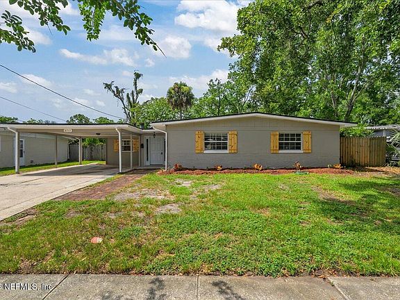 2nd image of 8712 MATHONIA Avenue