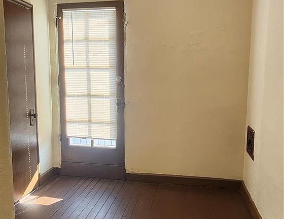 4th image of 3225 Gravois Ave