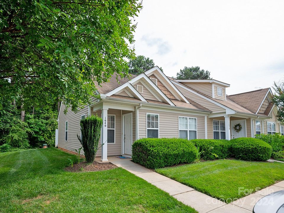 1st image of 1640 Heather Chase Dr