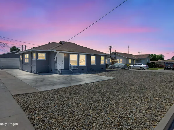 1483 E Bardsley Avenue, Tulare, CA 93274