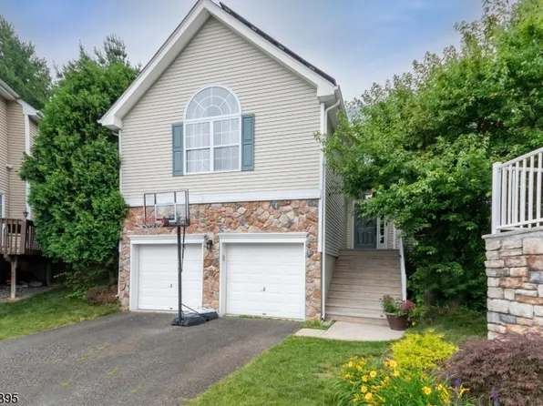 306 Winding Hill Dr, Mount Olive Twp., NJ 07828