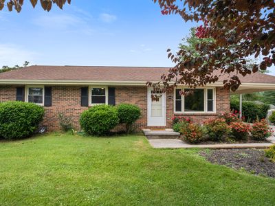 6890 Riverbend Dr, Radford, VA, 24141