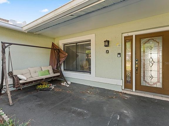 3rd image of 905 STRATFORD MANOR DRIVE