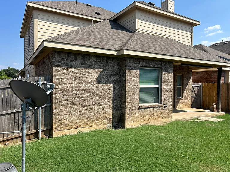 12045 Walden Wood Dr — Photo 35