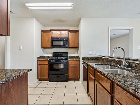 5th image of 9907 Garnet Springs Dr