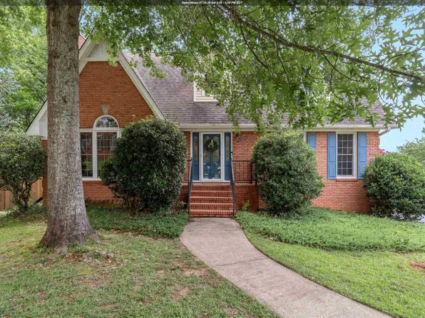 4520 Highland Crest Cir, Birmingham, AL 35226