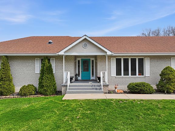 2nd image of 1251 N Mineral Springs Rd