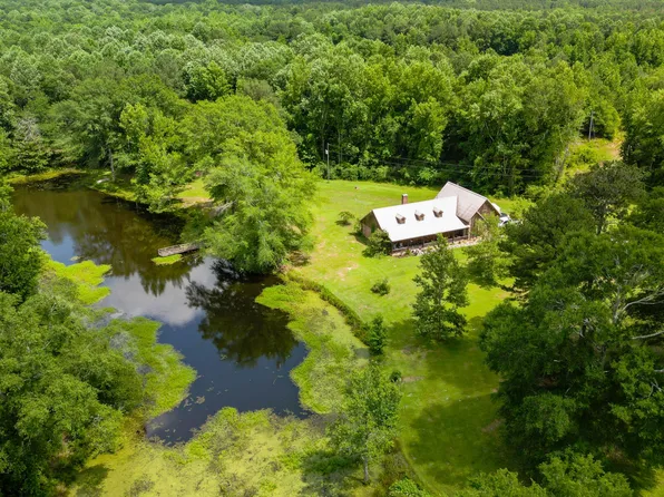 230 County Road 13, Louin, MS 39338