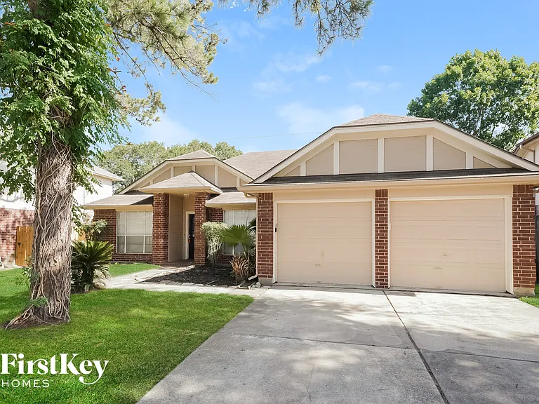 22542 Guston Hall Ln — Photo 1