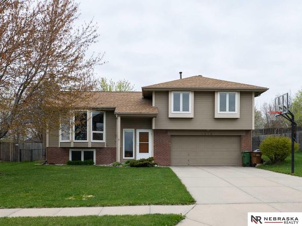 1810 Yorktown St Bellevue Ne 68123 Zillow