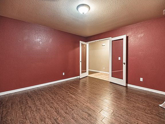 Extra office space on main floor