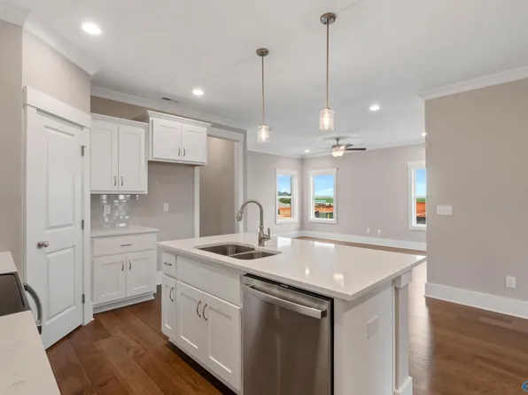 110 Atkinson Aly, Madison, AL 35756