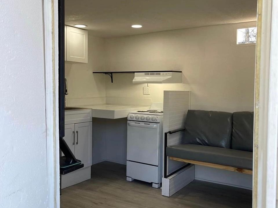 1st image of 11123 N Nebraska Ave #20A