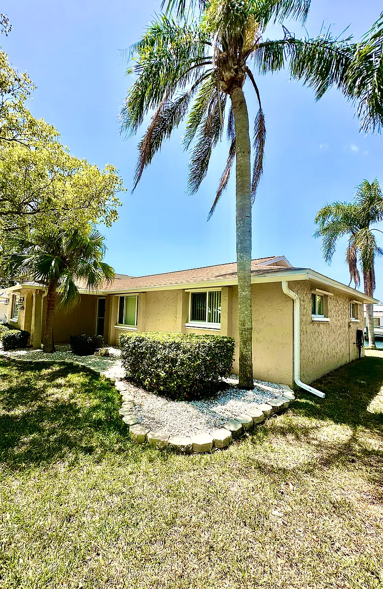 Building Photo - 13729 Cox Ave