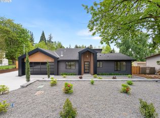 9070 NW Lovejoy St, Portland, OR 97229