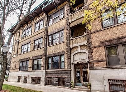 2nd image of 5101 S Ingleside Ave Unit 1
