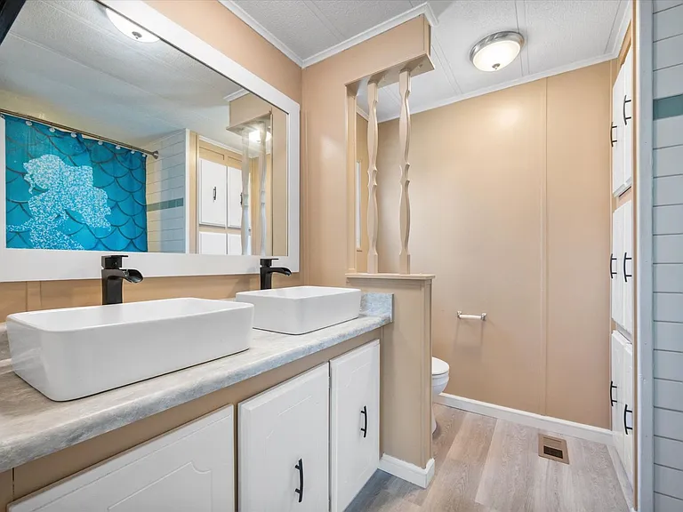 6027 Highliner Dr — Photo 8