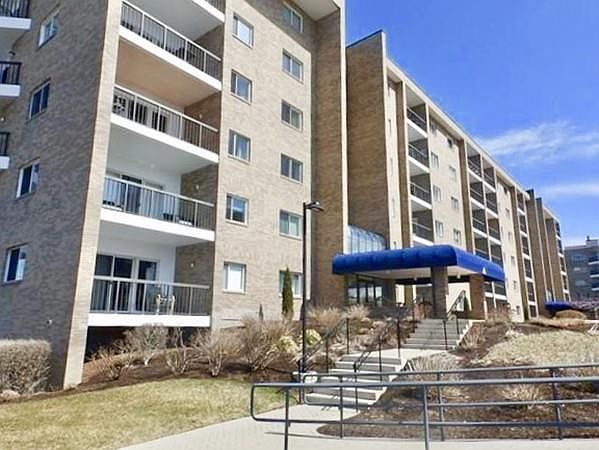 1st image of 54 Broad Reach Unit 104