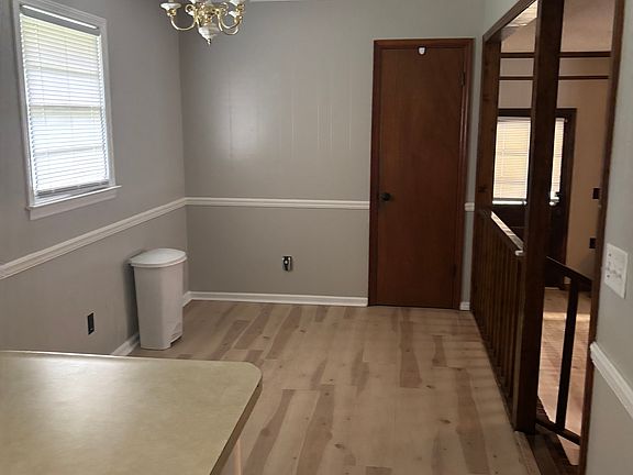 4th image of 2613 Circle Dr