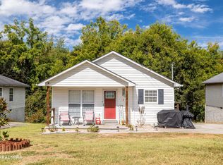 228 W Edison St, Alcoa, TN 37701