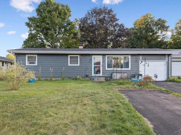 601 Ann Dr, Berrien Springs, MI 49103