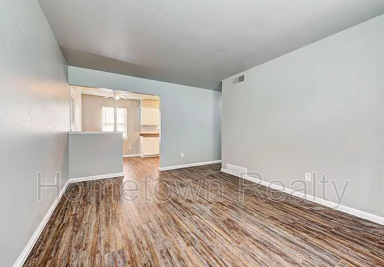1308 McDonald Dr — Photo 9
