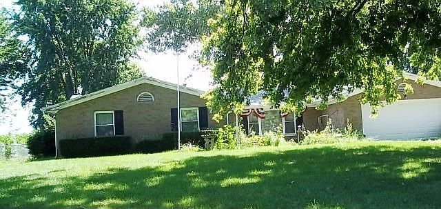 1st image of 690 Brunswick Dr
