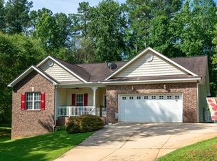 564 Shawnee Dr, Louisburg, NC 27549