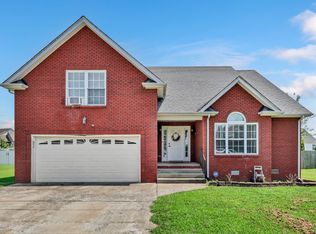 853 Samantha Ln, Clarksville, TN 37040