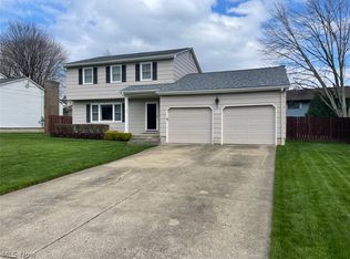 5971 Applecrest Dr, Youngstown, OH