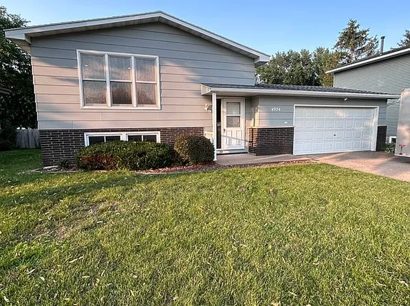 4924 W 7th St, Winona, MN 55987